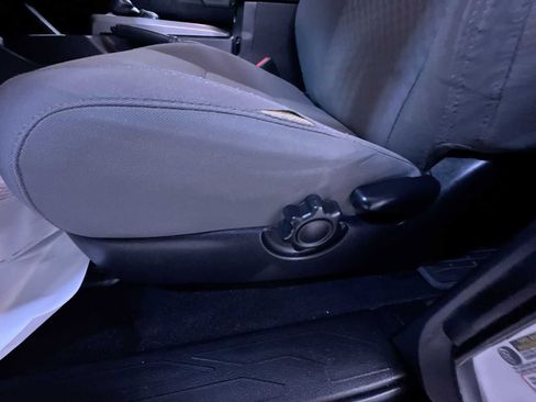 Used 2021 Toyota Tacoma SR5 image 13