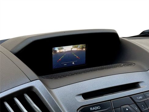 Used 2017 Ford Transit 150 XL image 11