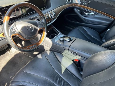 Used 2015 Mercedes-Benz S 550 Sedan image 3
