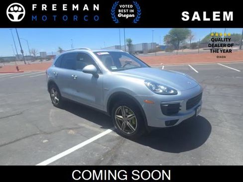 Used 2016 Porsche Cayenne S AWD/4WD image 1