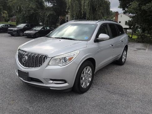 Used 2017 Buick Enclave Leather AWD/4WD image 3