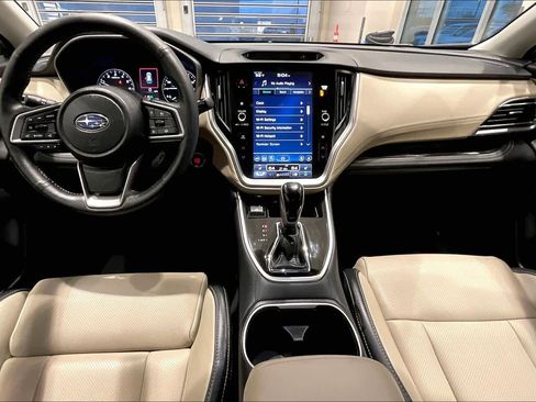 Used 2025 Subaru Outback Limited image 14