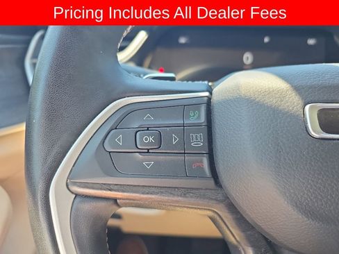 Used 2022 Jeep Grand Cherokee L Limited w/ Black Appearance Package RWD image 15