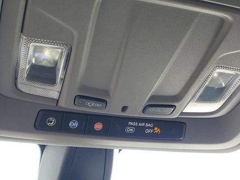 Used 2020 Chevrolet Silverado 1500 Custom Trail Boss w/ Custom Convenience Package image 26