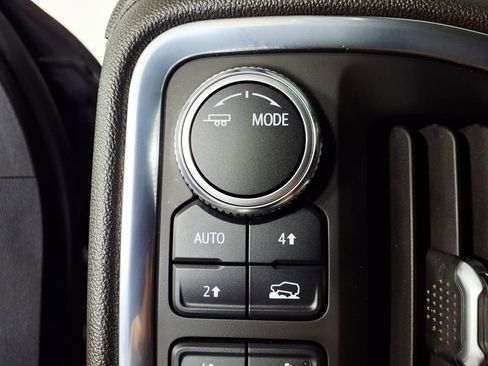 Used 2021 GMC Sierra 1500 SLT w/ SLT Premium Package AWD/4WD image 16