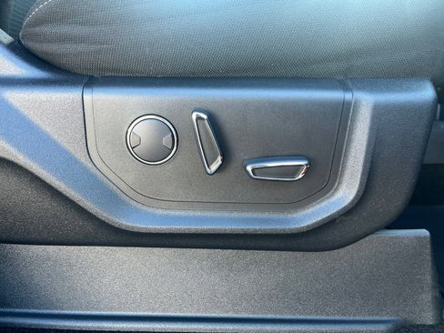 Used 2017 Ford F150 XLT w/ Equipment Group 302A Luxury image 25