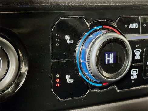 Used 2022 GMC Sierra 1500 Elevation image 18