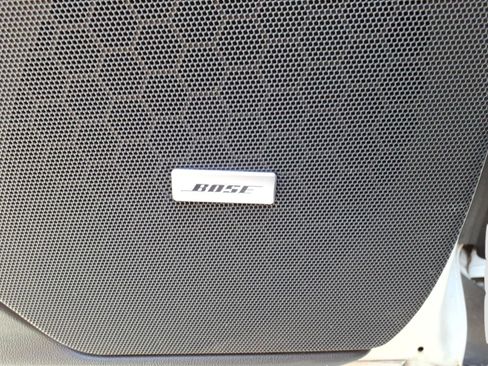 Used 2017 Cadillac XT5 Platinum w/ Driver Assist Package image 17