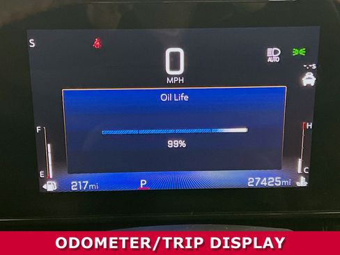 Used 2024 Chevrolet Trax RS w/ Sunroof Package image 16