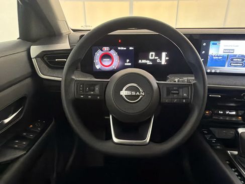 New 2026 Nissan Kicks SV w/ Cold Weather Package FWD image 16