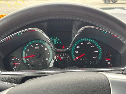 Used 2017 Chevrolet Traverse LT w/ LPO, 'HIT The Road' Package image 21