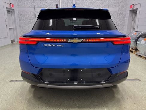 New 2026 Chevrolet Equinox EV LT image 4