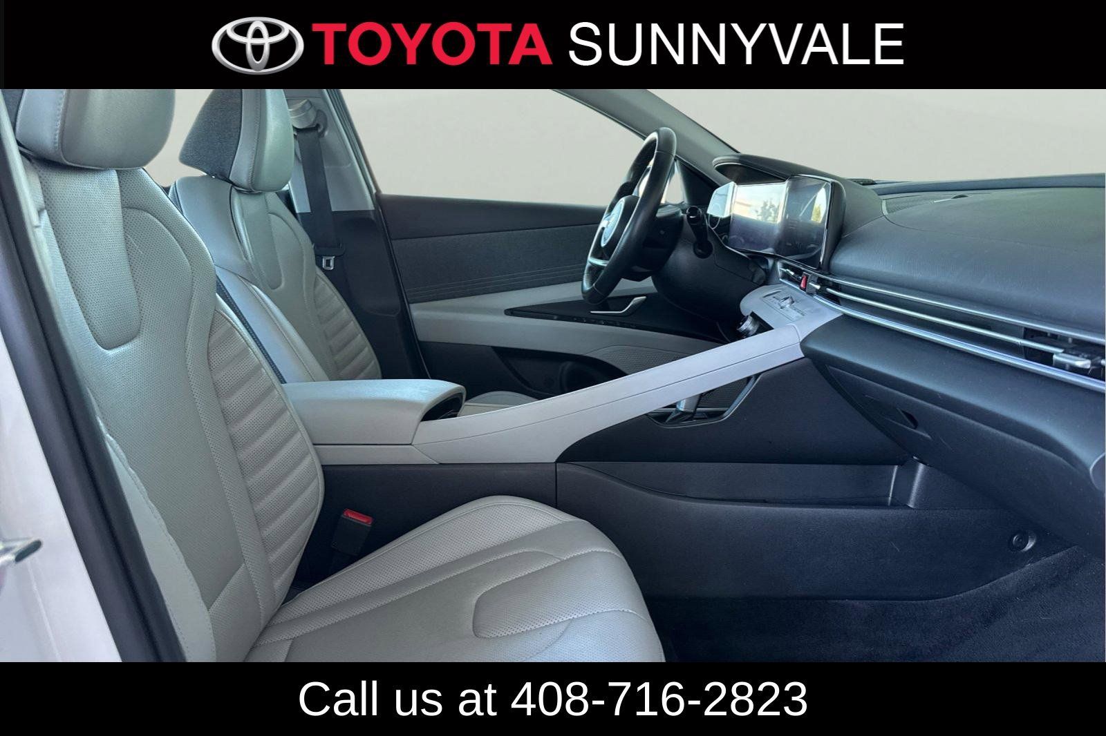 Used 2025 Hyundai Elantra Limited FWD image 19