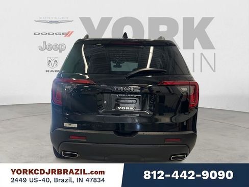 Used 2023 GMC Acadia SLT w/ Elevation Edition FWD image 4
