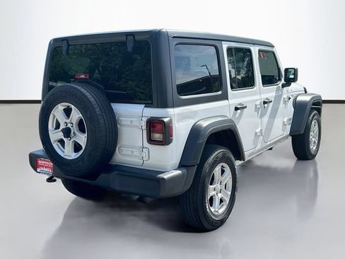 Used 2021 Jeep Wrangler Unlimited Sport AWD/4WD image 6
