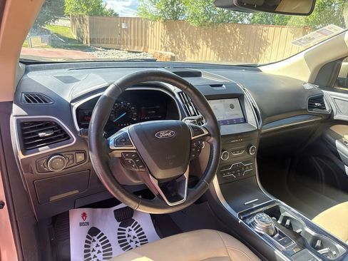 Certified 2020 Ford Edge SEL w/ Cold Weather Package AWD/4WD image 13
