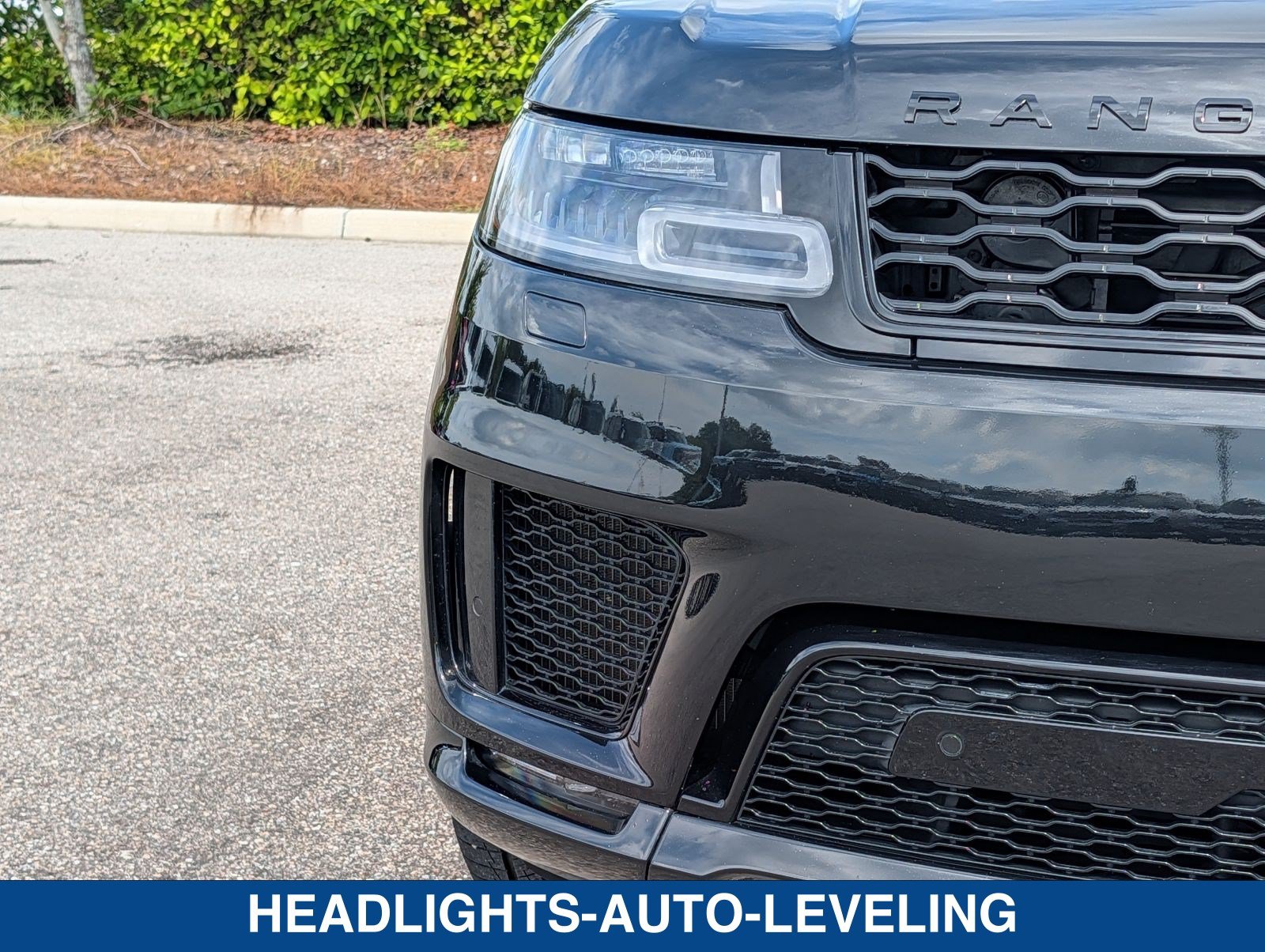 Used 2019 Land Rover Range Rover Sport Supercharged AWD/4WD image 10
