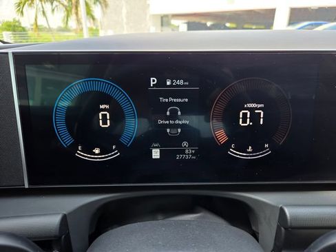 Used 2025 Hyundai Tucson SEL FWD image 30
