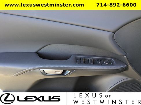 Used 2025 Lexus RX 350 Premium image 18