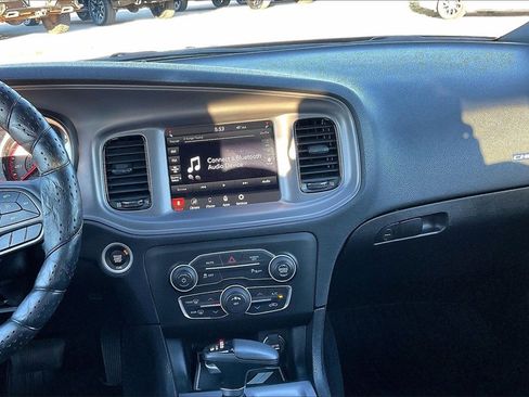 Used 2023 Dodge Charger SXT w/ Blacktop Package image 6