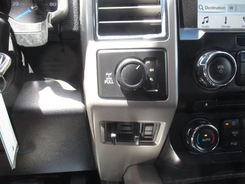 Used 2017 Ford F250 Lariat w/ Chrome Package AWD/4WD image 25