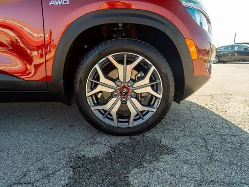 Used 2021 Kia Seltos S AWD/4WD image 11