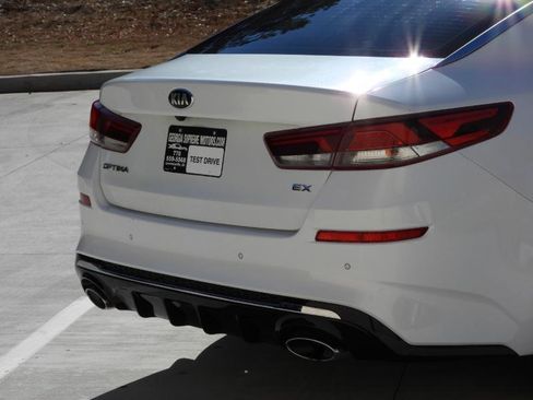 Used 2019 Kia Optima EX w/ EX Premium Package image 8