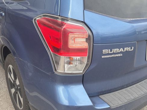 Used 2017 Subaru Forester 2.5i Premium image 26