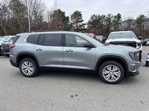 New 2026 GMC Acadia Elevation w/ Elevation Premium Package AWD/4WD image 2