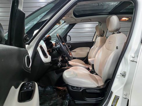 Used 2020 FIAT 500L Trekking w/ Popular Equipment Group image 13