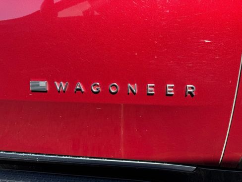 Used 2025 Jeep Wagoneer Series II AWD/4WD image 10