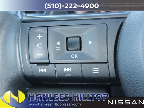 Certified 2024 Nissan Pathfinder SV image 32