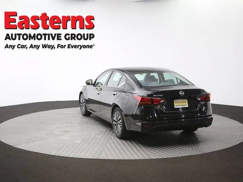 Used 2024 Nissan Altima 2.5 SV FWD image 65