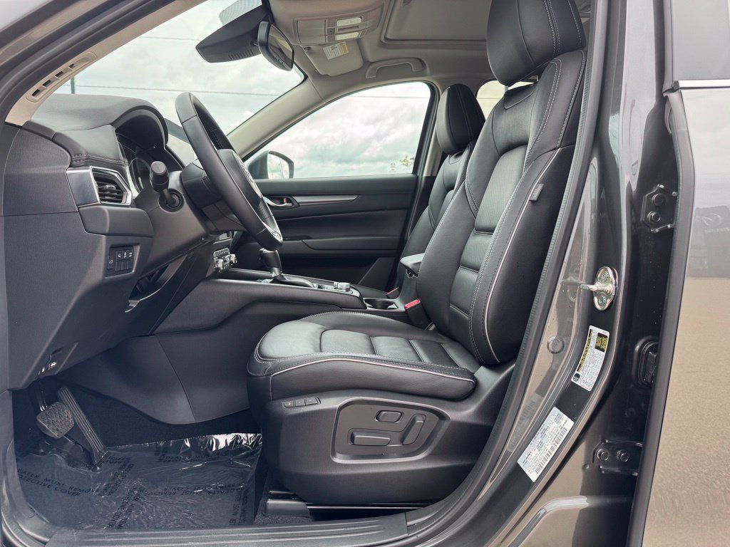 Certified 2025 MAZDA CX-5 AWD 2.5 S image 6