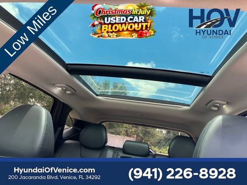 Certified 2024 Hyundai Tucson Limited AWD/4WD image 14