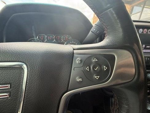 Used 2018 GMC Sierra 2500 SLT w/ Duramax Plus Package AWD/4WD image 25