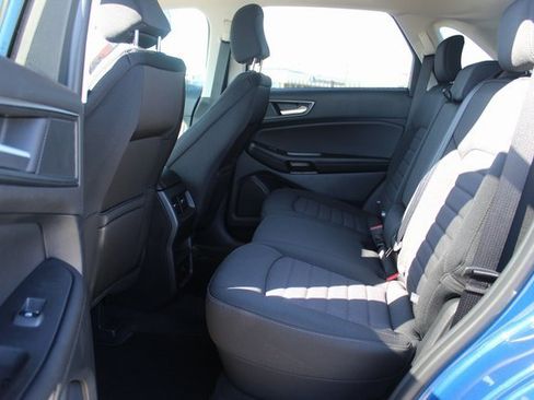 New 2024 Ford Edge SE image 9