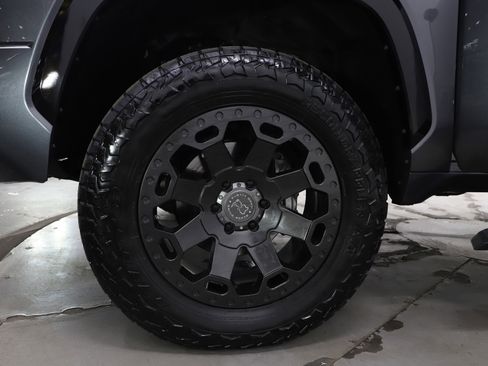 Used 2023 Toyota Tundra Platinum image 35