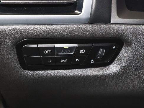 Used 2025 BMW 840i xDrive Coupe w/ Driving Assistance Package image 24