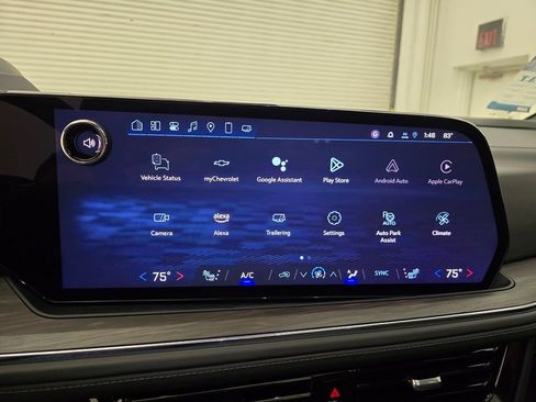 New 2025 Chevrolet Suburban Z71 w/ Z71 Off-Road Package image 20