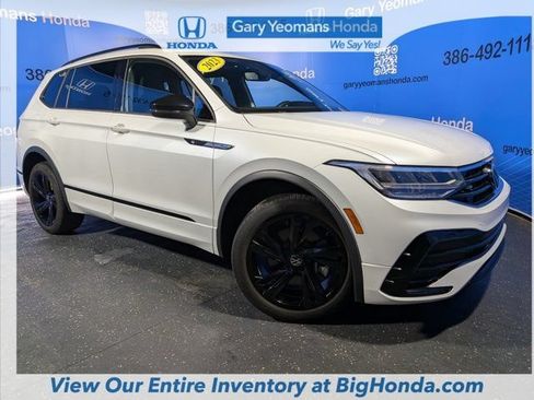 Used 2023 Volkswagen Tiguan SE R-Line FWD image 2