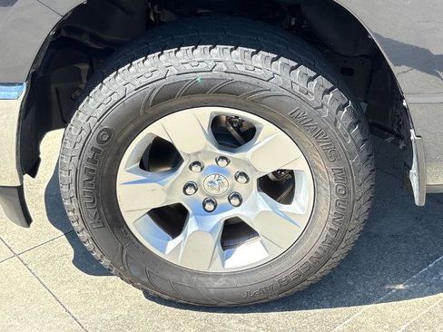 Used 2021 RAM 1500 Big Horn AWD/4WD image 11
