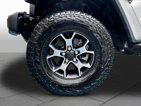 Used 2019 Jeep Wrangler Rubicon AWD/4WD image 10