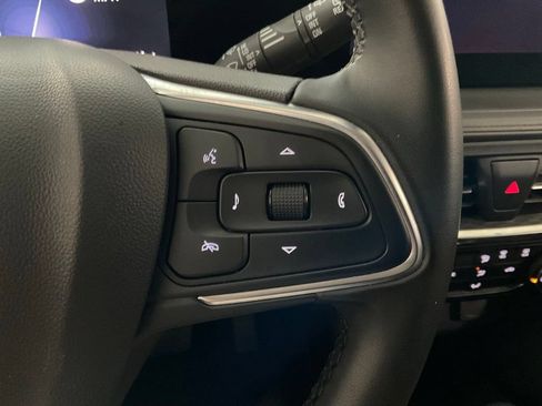 Used 2024 Buick Encore GX Sport Touring FWD image 13