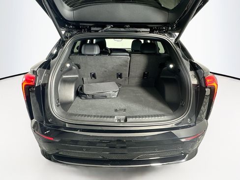 Used 2024 Chevrolet Blazer EV RS image 31