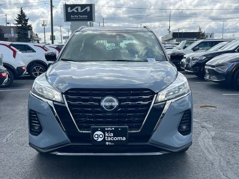 Used 2022 Nissan Kicks SR FWD image 4