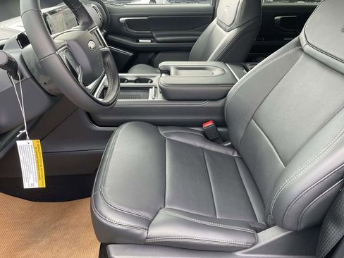 New 2025 Ford Expedition Max Platinum w/ Stealth Appearance Package image 13