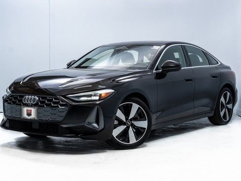 Used 2025 Audi A5 2.0T Premium w/ Convenience Package image 2