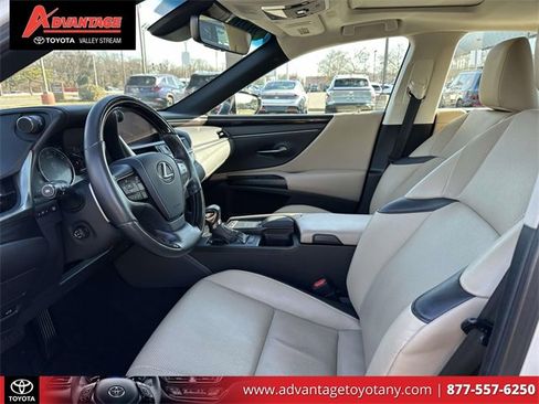 Used 2020 Lexus ES 350 w/ Premium Package image 17