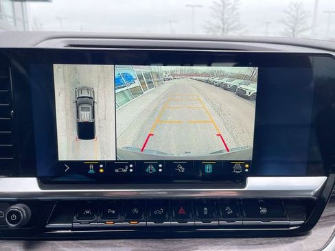 Used 2022 Chevrolet Silverado 1500 LTZ w/ LTZ Premium Package image 14